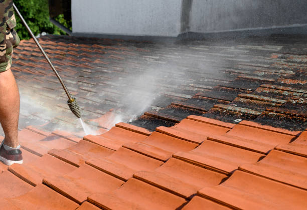 Garage Pressure Washing in Eveleth, MN
